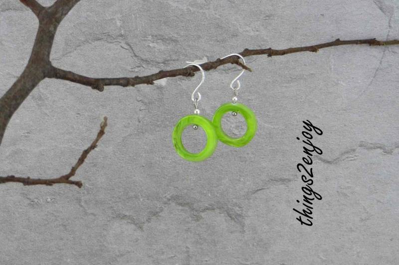 Ohrhänger - Perlmuttringe von things2enjoy