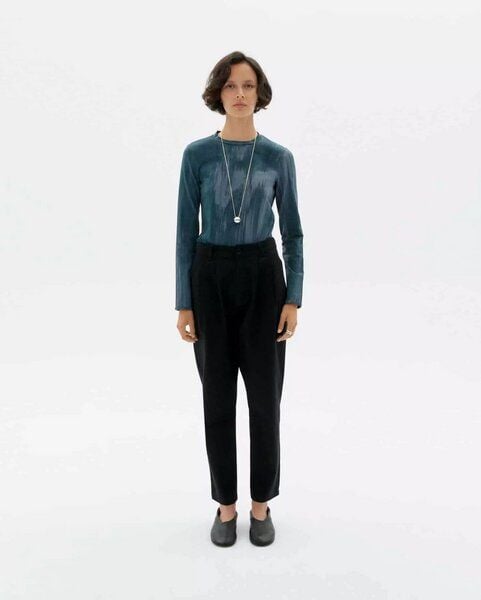 thinking mu Bundfaltenhose aus schwerer Baumwolle Modell: Rina von thinking mu