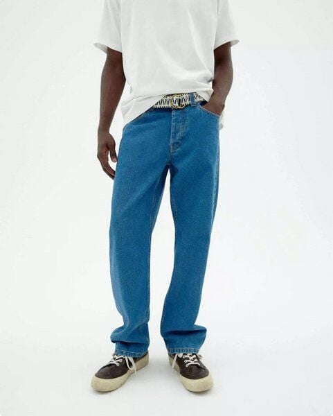 thinking mu Jeanshose Straight-Fit Modell: David von thinking mu