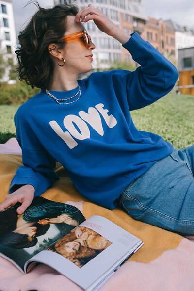 thinking mu Sweatshirt - Love Ecru - aus Bio-Baumwolle von thinking mu