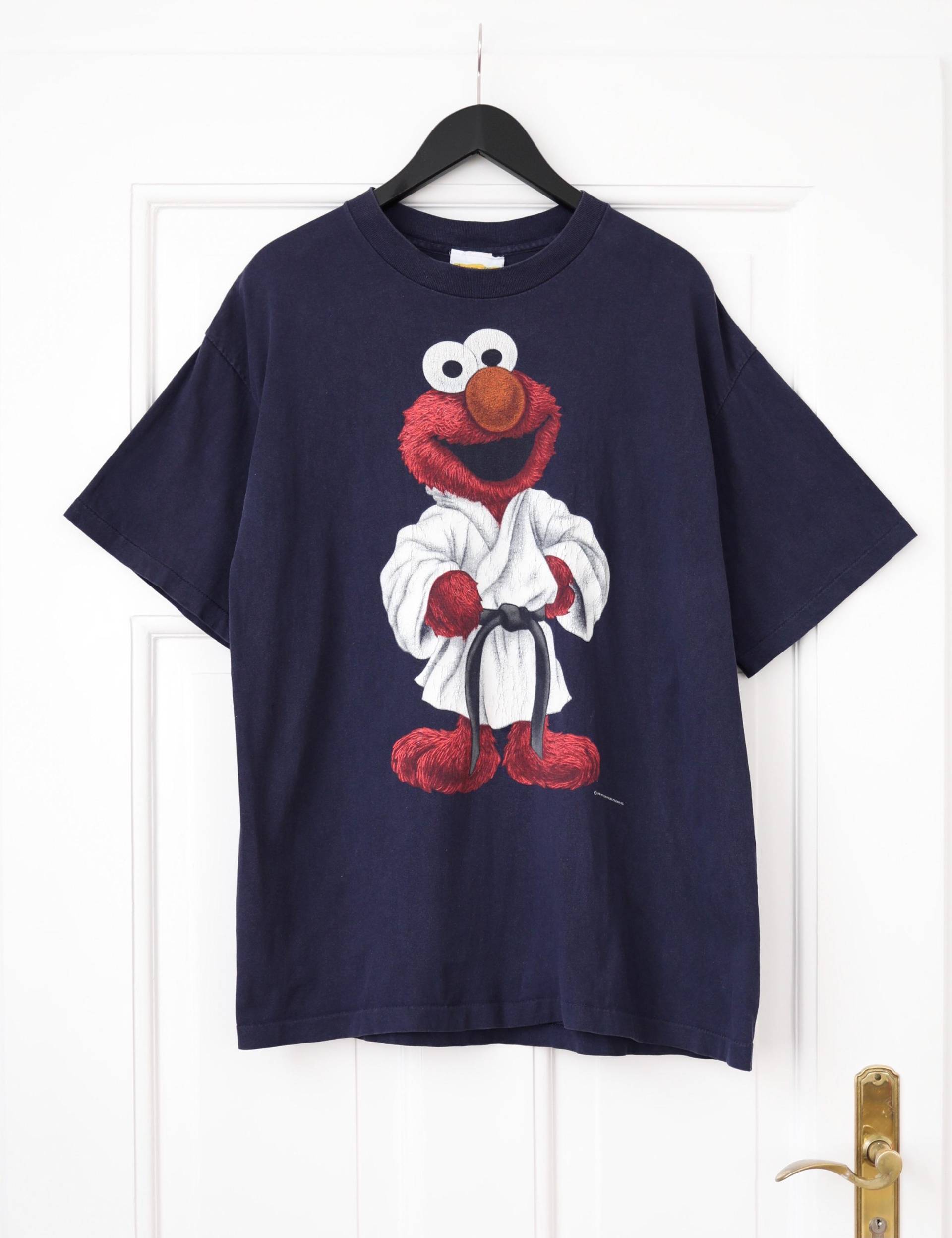 Elmo Karste Vintage Shirt Sesamestreet Sesamstraße 90Er Graphic 90S Elmo Karste Vintage Shirt Sesamestreet Sesamstraße 90Er Graphic 90S von thisisjkvintage