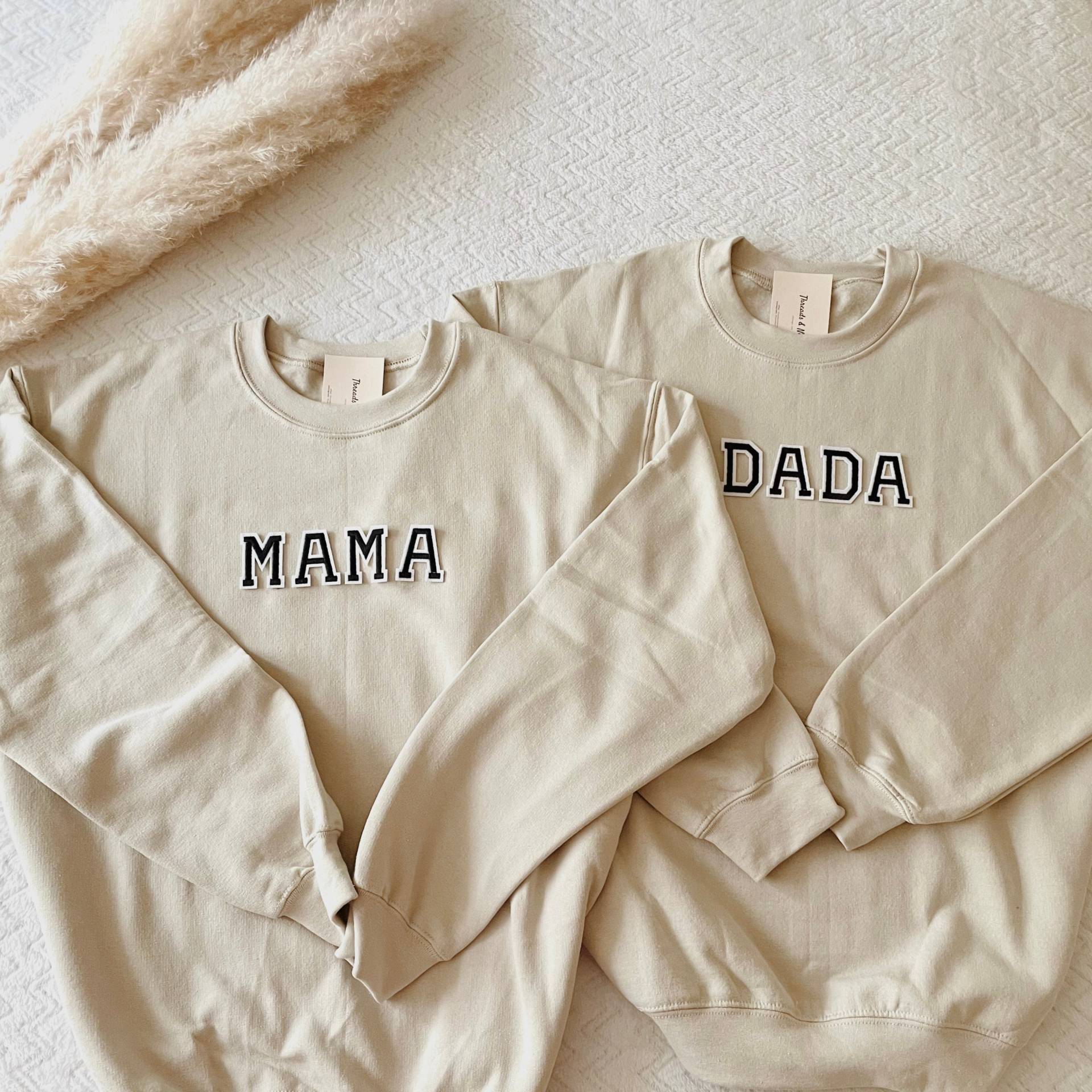 Mama Dada Sweatshirt | Familie Krankenhaus Outfit Schwangerschaftsankündigungsshirts Und Papa Sweatshirts Fallen Herbst-Schwangerschaft Offenbaren von threadsandneedlesCHI