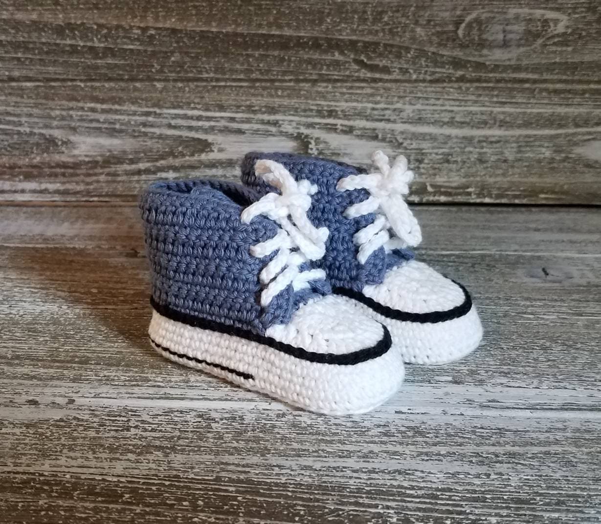 Baby Booties, Sneakers, Kleinkinder Schuhe, Basketball-Schuhe von threekittensknitting
