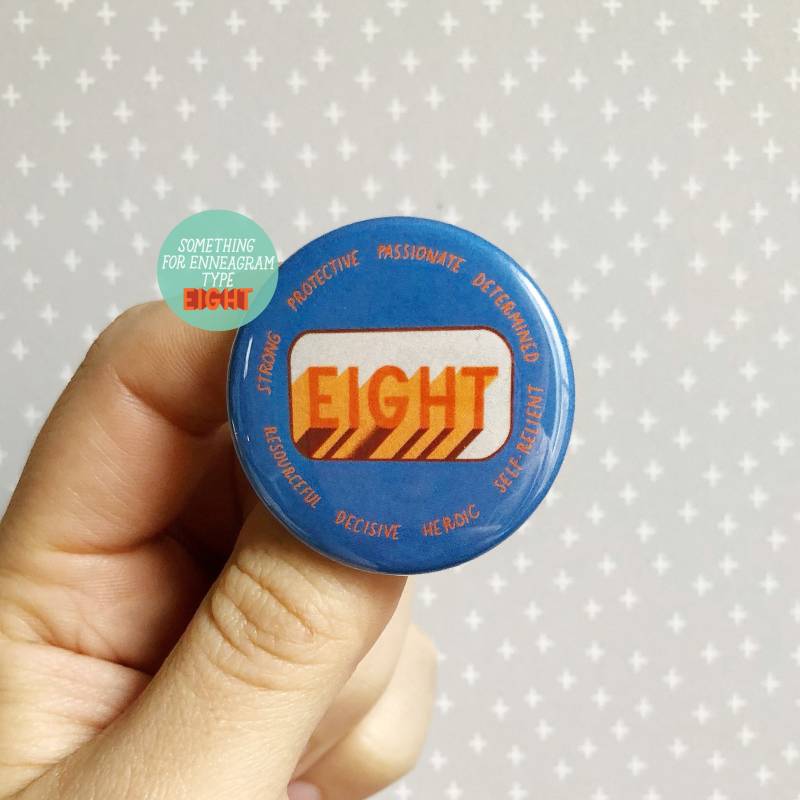 Enneagramm Acht Button | Ermutigung Geschenk Selbstliebe Selbstpflege Achtsamkeit Enneagramm Acht Button | Ermutigung Geschenk Selbstliebe Selbstpflege Achtsamkeit von threeletterbirds