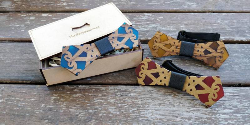 Mittelalterlich Gebeizt | Handarbeit Holz-Resin Fliege von thriftreesource