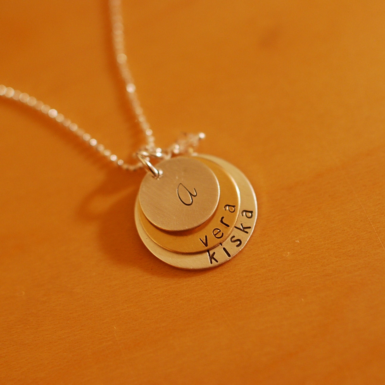 Gold & Silber Layered Halskette Auf Kette Mit Kristall Gold & Silber Layered Halskette Auf Kette Mit Kristall von tianam