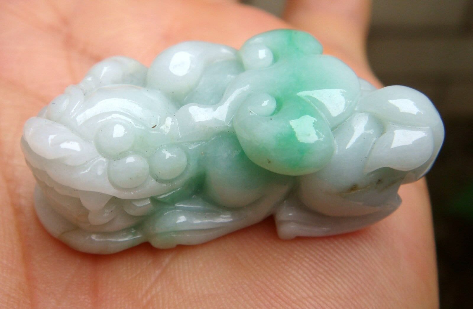 39 Mm Zertifiziert 100% Natürlich Unbehandelt Grad A Grün Weiße Farbe Jadeit Handgemachte Geschnitzte 3D Pixiu Münze Ruyi Halskette Anhänger 959 von tiantianjadeite