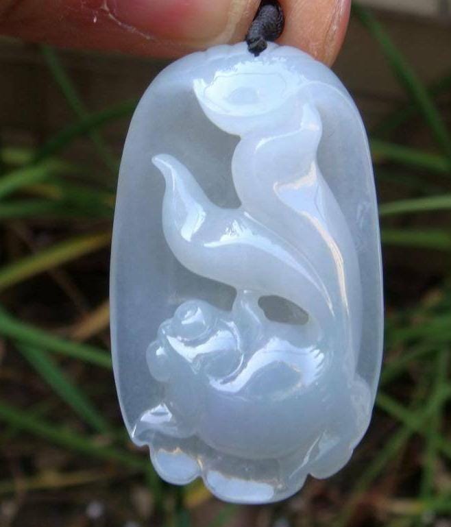 45 Mm Jadeit Zertifiziert 100% Natürlich Unbehandelt Grad A | A-Typ Eisig Grün Grau Handgefertigte Geschnitzte Goldfisch Anhänger Edelstein von tiantianjadeite