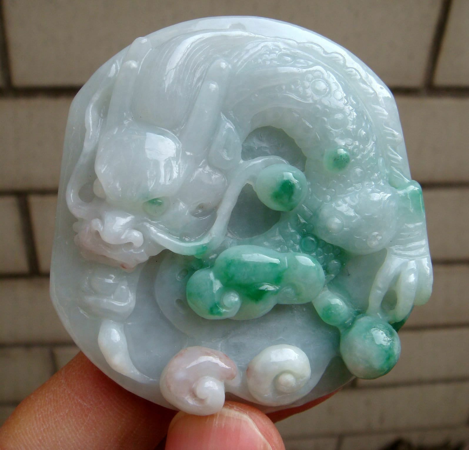 54 Mm Jadeit Zertifiziert 100% Natürlich, Unbehandelt Grad A | A-Typ Rot Grün Handmade Geschnitzten Drachen Anhänger Edelstein 6257 von tiantianjadeite