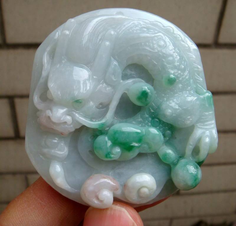 54 Mm Jadeit Zertifiziert 100% Natürlich, Unbehandelt Grad A | A-Typ Rot Grün Handmade Geschnitzten Drachen Anhänger Edelstein 6257 von tiantianjadeite