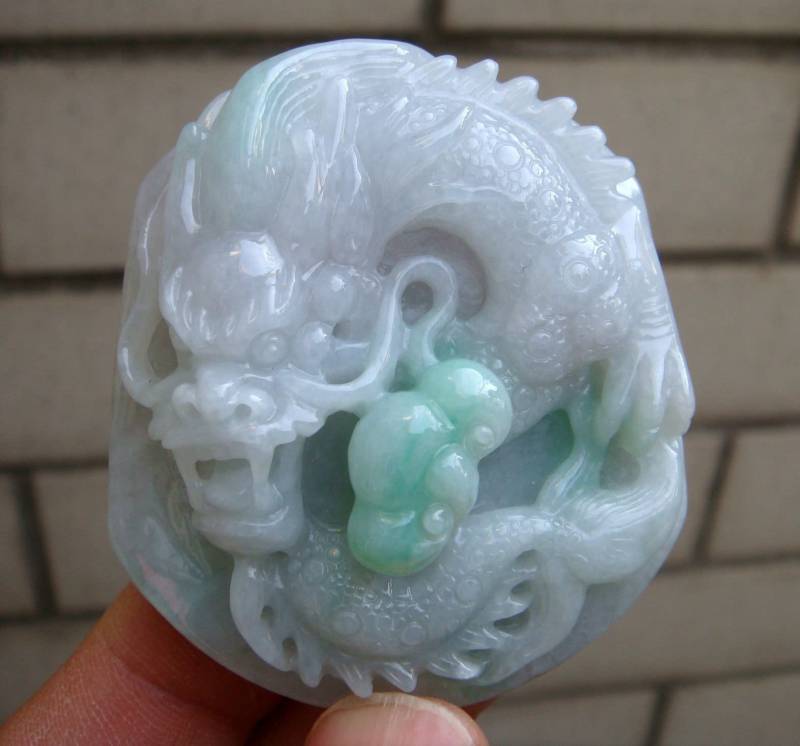 55 Mm Zertifizierte Natürliche Unbehandelte Klasse A Typ Grüne Jadeit Handgeschnitzte Drachen Ruyi Anhänger Edelstein 8048 von tiantianjadeite