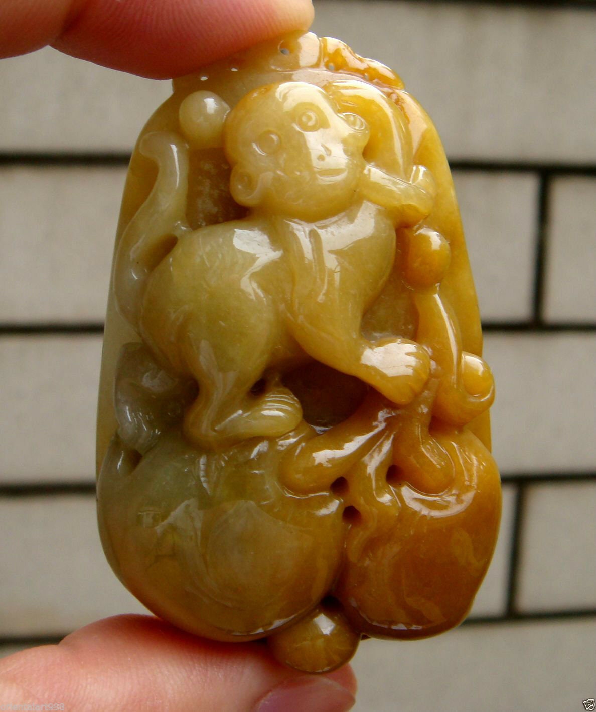 60 Mm Zertifiziert 100% Natürlich Unbehandelt Klasse A Hellgelb Jadeit Geschnitzte 3D Affe Pfirsich Anhänger Halskette von tiantianjadeite