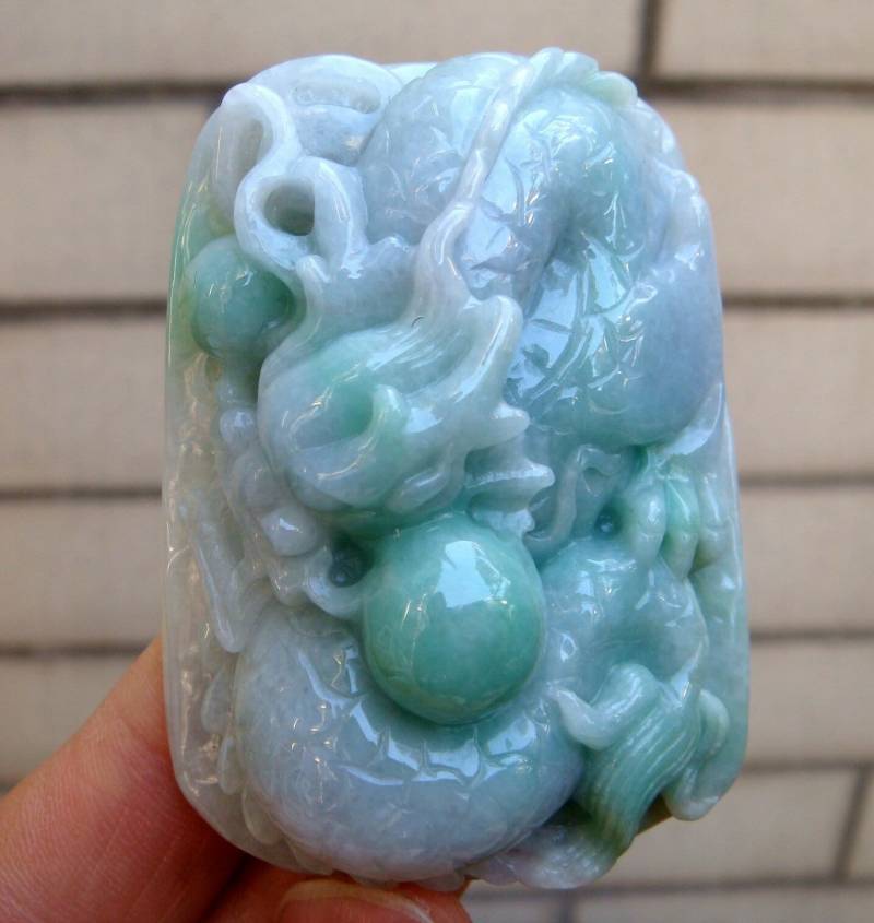 62 Mm Grüner Jadeit Zertifizierter Natürlicher Unbehandelter Handgemachter Geschnitzter Drachen Anhänger Edelstein 4213 von tiantianjadeite