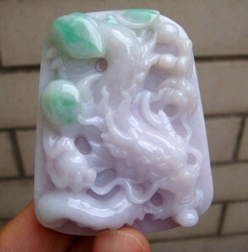 62 Mm Zertifiziert 100% Natürlich Unbehandelt Grad A Typ Lavendel Grüne Jadeit Handgemachte Geschnitzte Drachen Anhänger Edelstein 8002 von tiantianjadeite