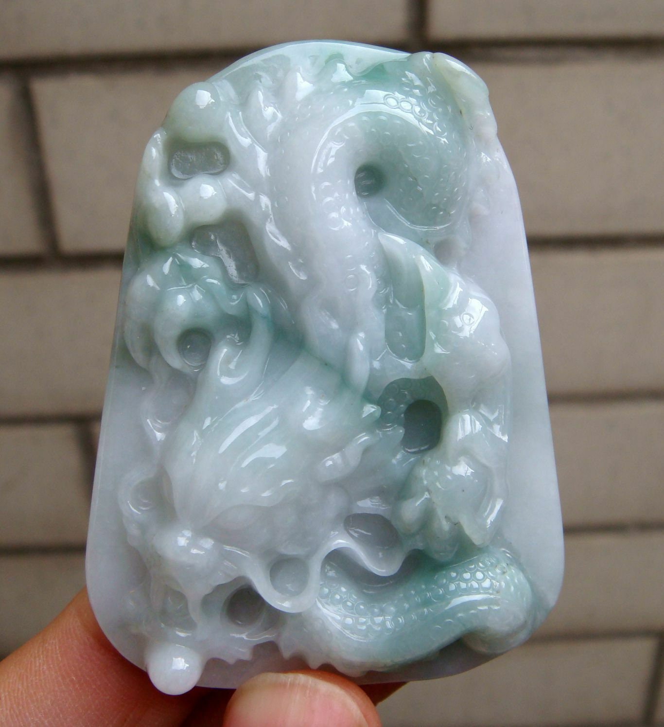 64 Mm Jadeit Zertifiziert 100% Natürlich, Unbehandelt Grad A | Typ A Hellblau Grün Geschnitzten Drachen Anhänger Edelstein 8057 von tiantianjadeite