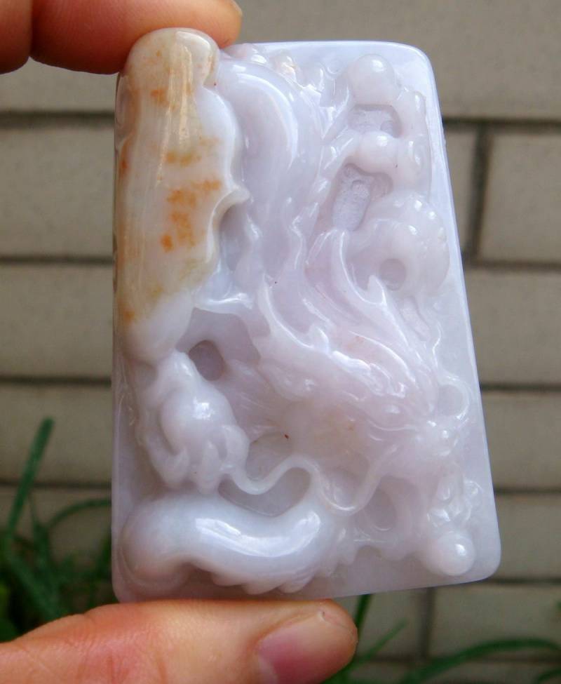 65 Mm Zertifizierte Natürliche Unbehandelte Klasse A Hellgelber Lavendel Jadeit Handgefertigter Geschnitzter Drachen Ruyi Halskettenanhänger von tiantianjadeite