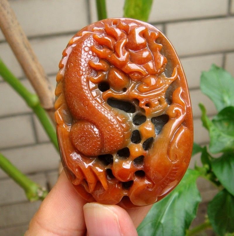 66 Mm Zertifiziert 100% Natürlich Unbehandelt Grad A Rote Jadeit Handgemachte Geschnitzte Drachen Ruyi Schmuck Anhänger Halskette von tiantianjadeite