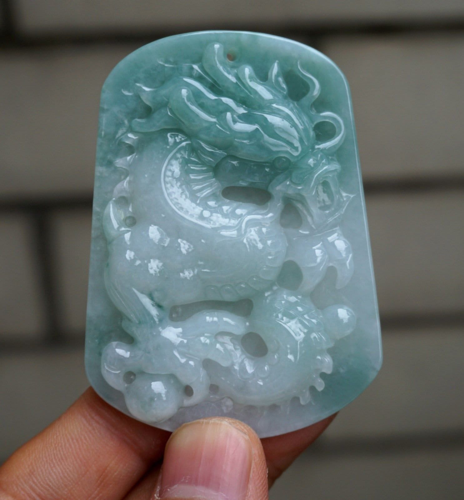 67 Mm Eiser Jadeit Mit Zertifizierter Natürlicher Unbehandelter Grad A | Typ A Blauer Eisiger Handgefertigter Geschnitzter Drache - Anhänger von tiantianjadeite