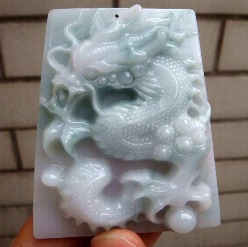 67 Mm Jadeit Zertifiziert 100% Natürlich Unbehandelt Grad A | Typ A Grün Handgefertigte Geschnitzte Drachen Anhänger Edelstein 6304 von tiantianjadeite