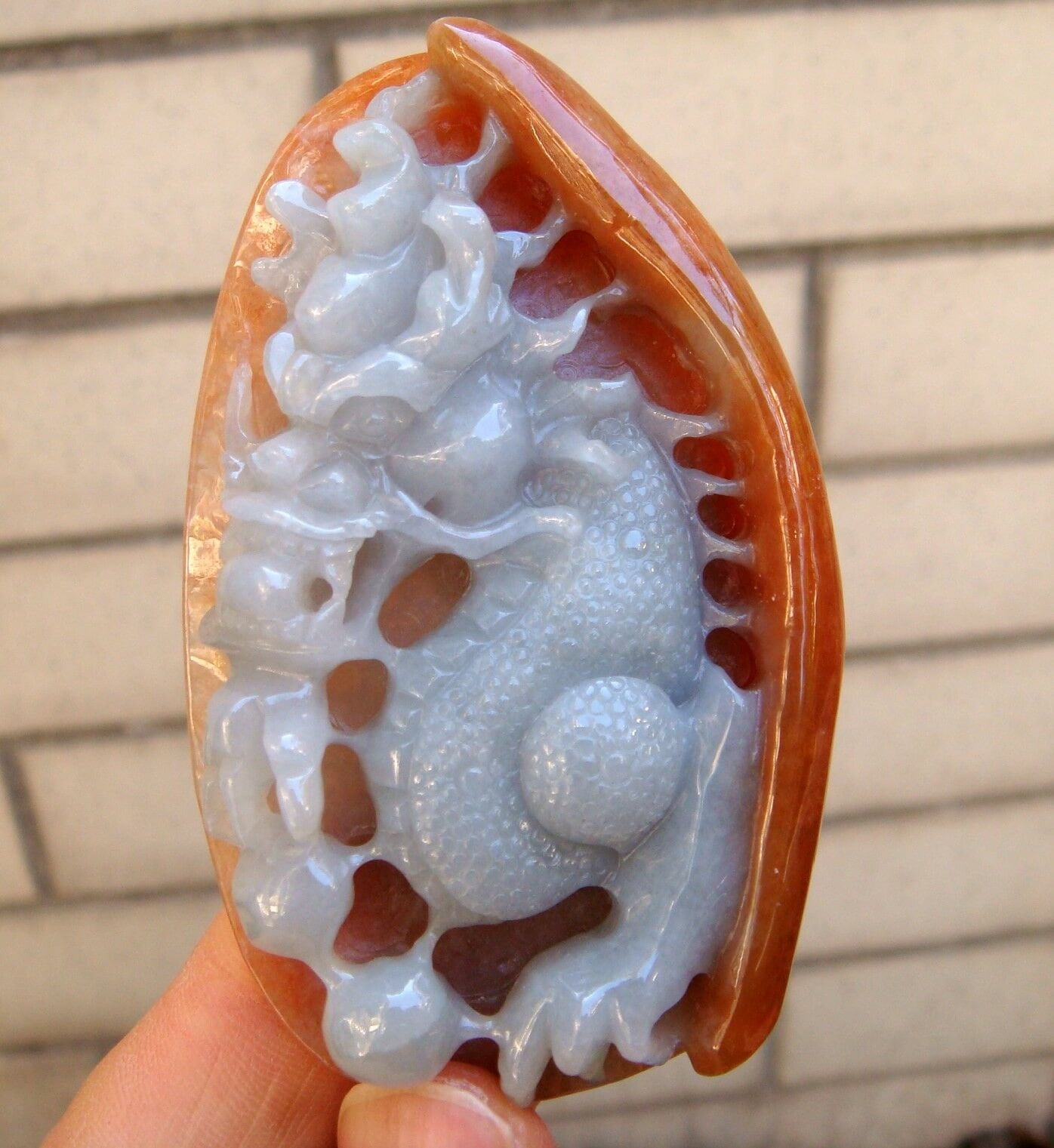 78 Mm Zertifiziert 100% Natürlich Unbehandelt Grad A Hellrot Jadeit Handgemachte Geschnitzte Drachen Carving Anhänger Halskette von tiantianjadeite