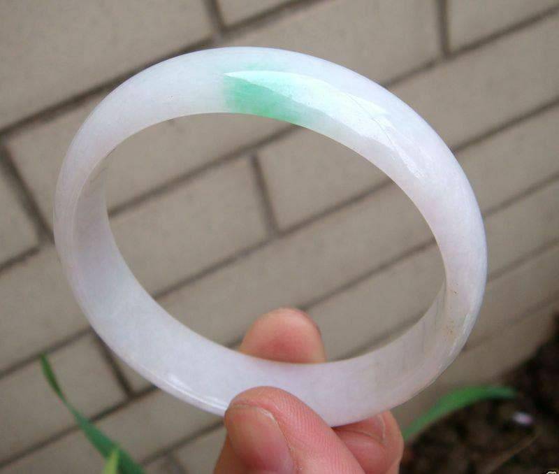 Jadeit 55, 6 Mm | 2, 19 "Armreif 100% Natürlicher, Unbehandelter Klasse A Grün Weißer Armreif Edelstein Mit Zertifikat 4061." von tiantianjadeite