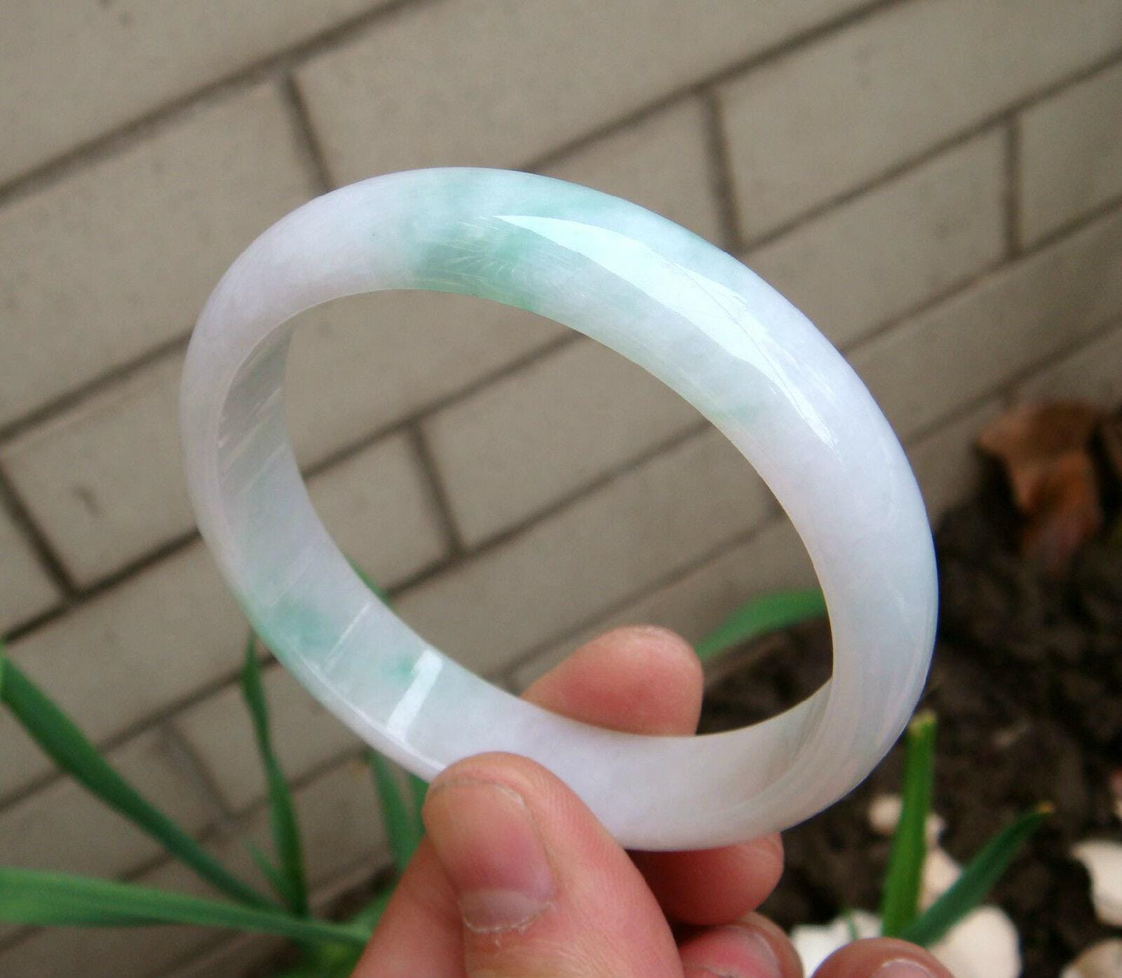 Jadeit 59, 2 Mm | 2, 3 " Armreif Unbehandelt 100% Natürlich, Klasse A Grün Weiß Zertifikat 4051." von tiantianjadeite