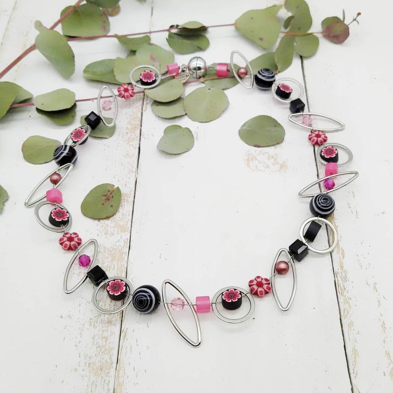 Kurze Kette Mit Polaris Und Glaskristallen von tickodesign