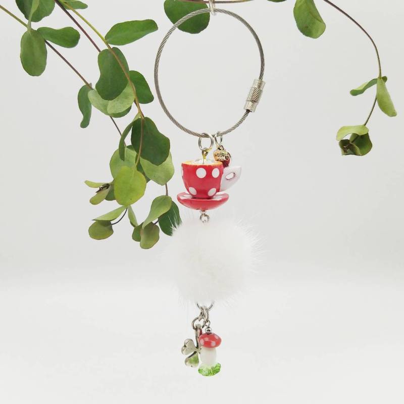 Witziger Schlüsselanhänger Mit Fellpuschel Und Glückspilz von tickodesign