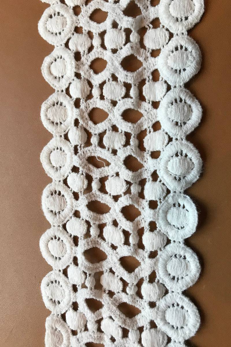 10 Yards Viel 3 3/4 "Spitzenborte, Weiße Spitzenborte, 2 Bogenkanten, Randstreifen, Baumwoll-Spitzenborte, Baumwoll-Häkelspitze von tiedyebypureintent