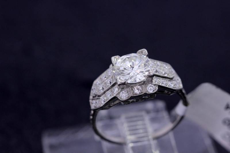 1, 35 Ct Platin - Und Diamantring Gia von timekeepersinclayton