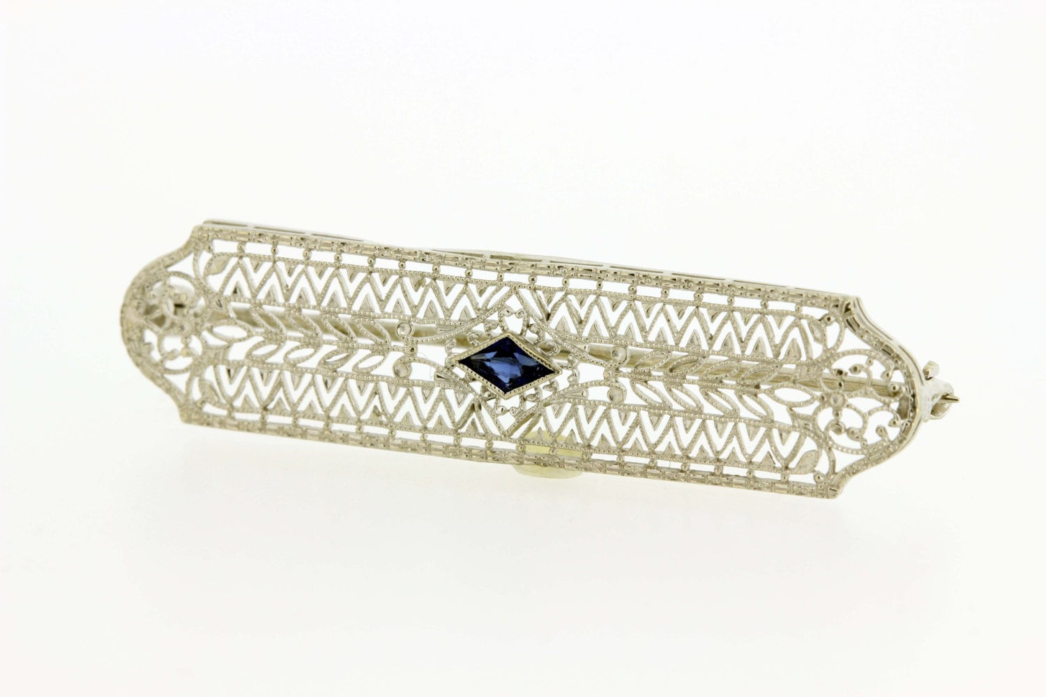 10K Gold Saphir Brosche von timekeepersinclayton