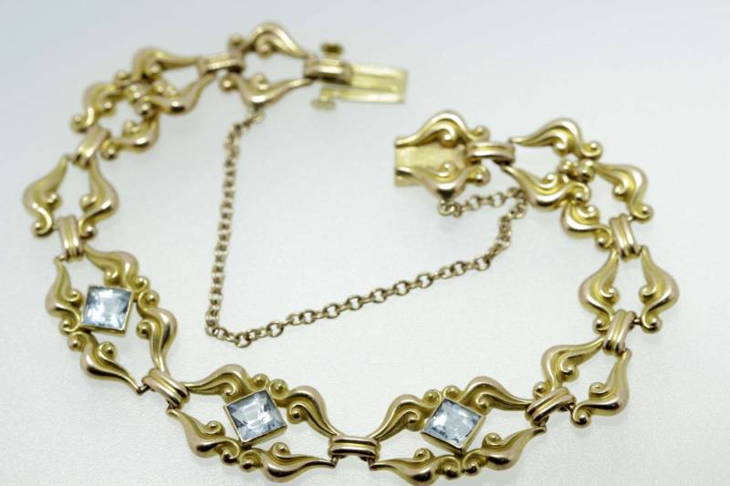 14-Karätiges Goldarmband Mit Aquamarin Im Prinzessschliff von timekeepersinclayton