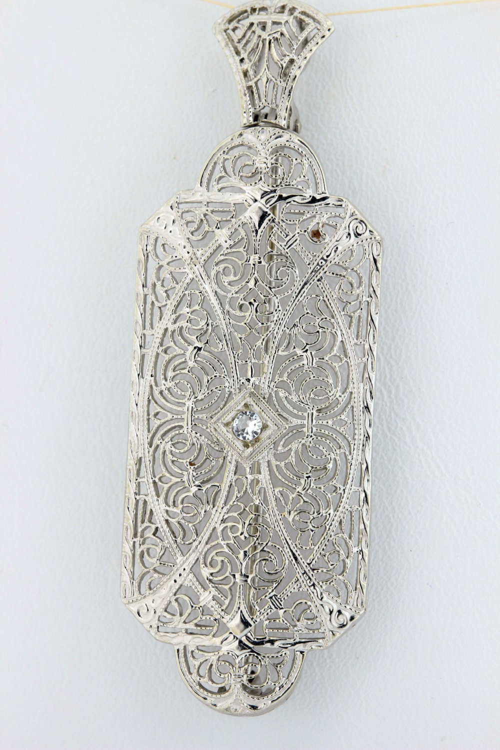 14K Cabrio Brosche/Anhänger Mit Filigranen von timekeepersinclayton