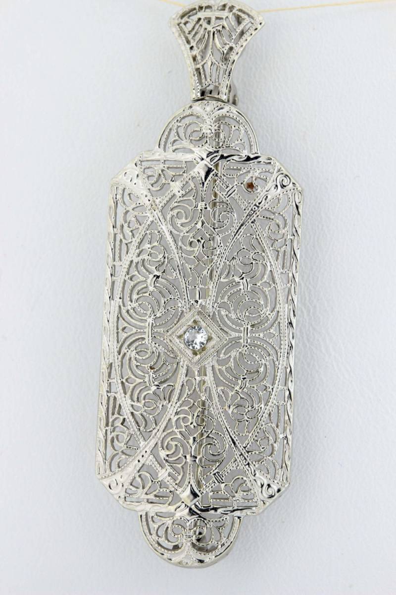 14K Cabrio Brosche/Anhänger Mit Filigranen von timekeepersinclayton