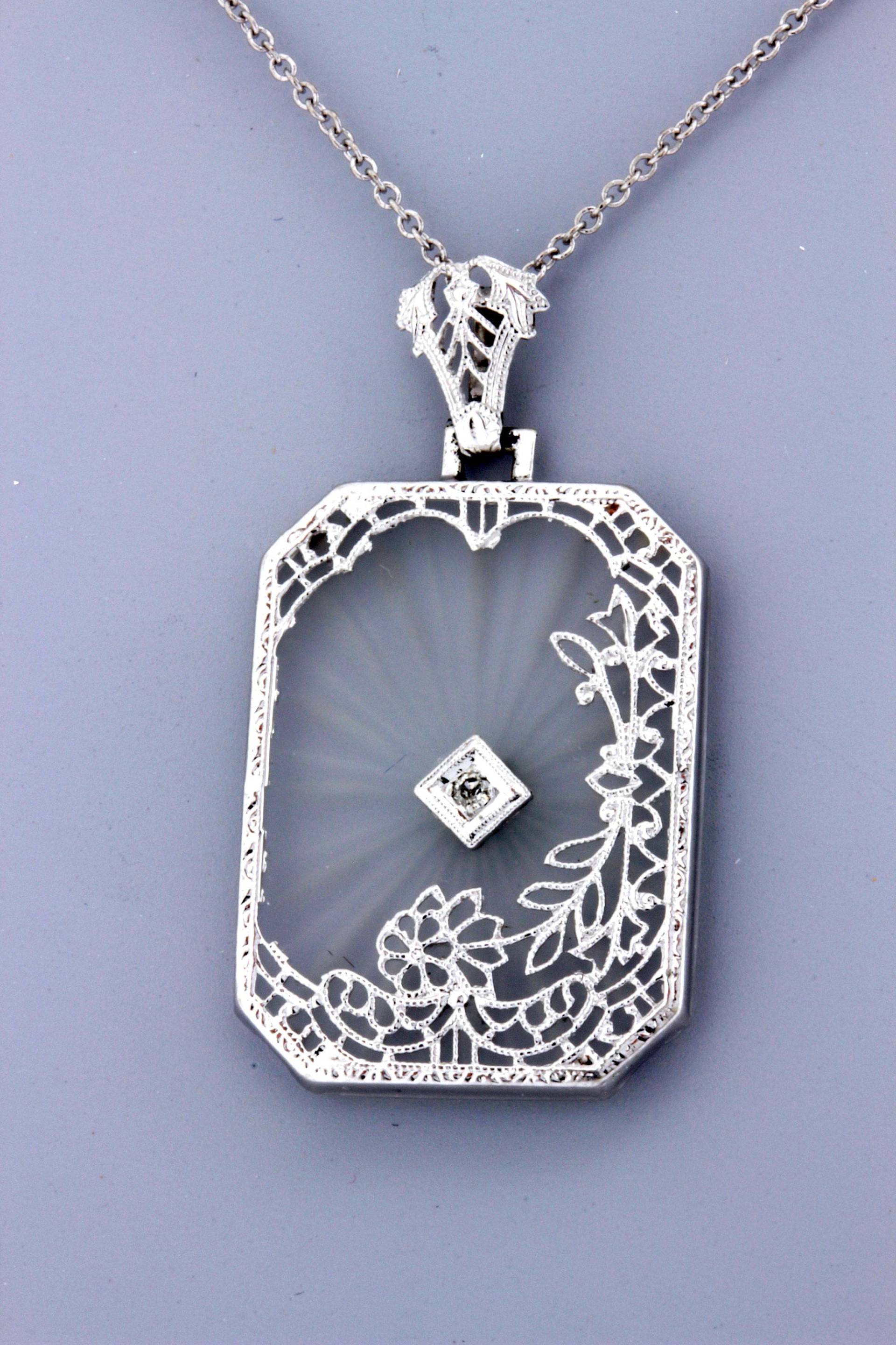 14K Gold Filigrane Camphored Glas Halskette Mit Kette von timekeepersinclayton