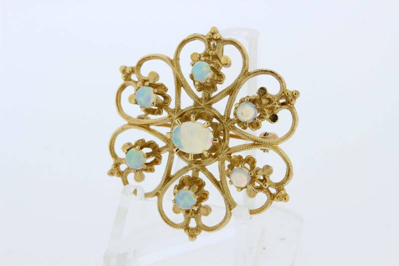 14K Herzblütenbrosche Mit Opalen von timekeepersinclayton