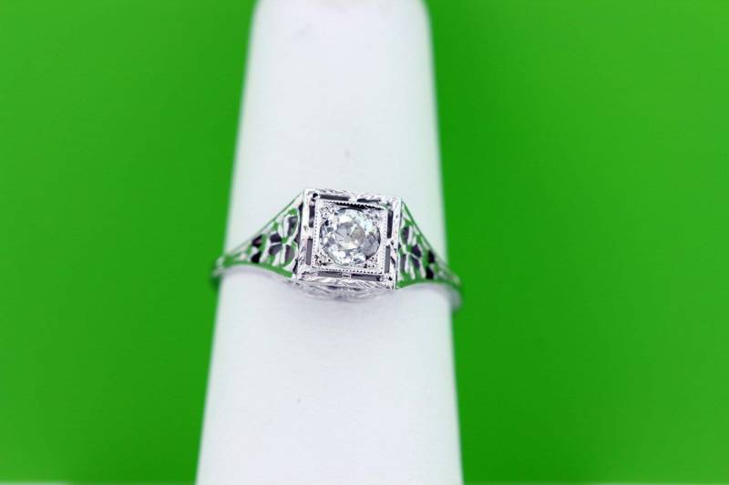 18K Filigran-Diamant-Ring Mit Schleifen Und Blumen von timekeepersinclayton