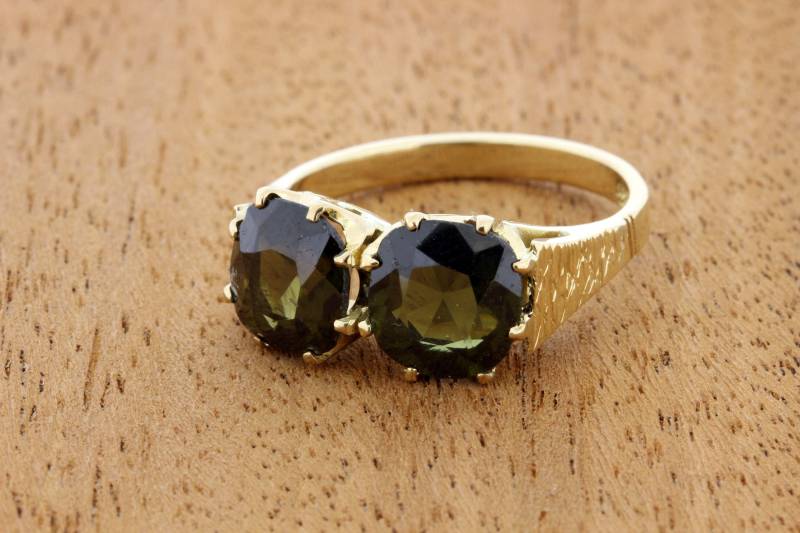 Duo-Ring Aus 18-Karätigem Gelbgold Und Zirkon von timekeepersinclayton