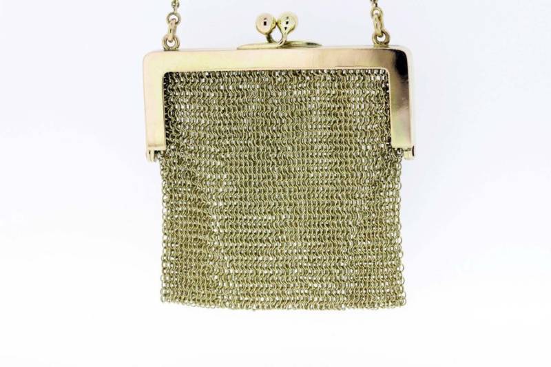 Geldbörse/Münzbeutel Aus 14-Karätigem Gold Mit Kettengliedern von timekeepersinclayton