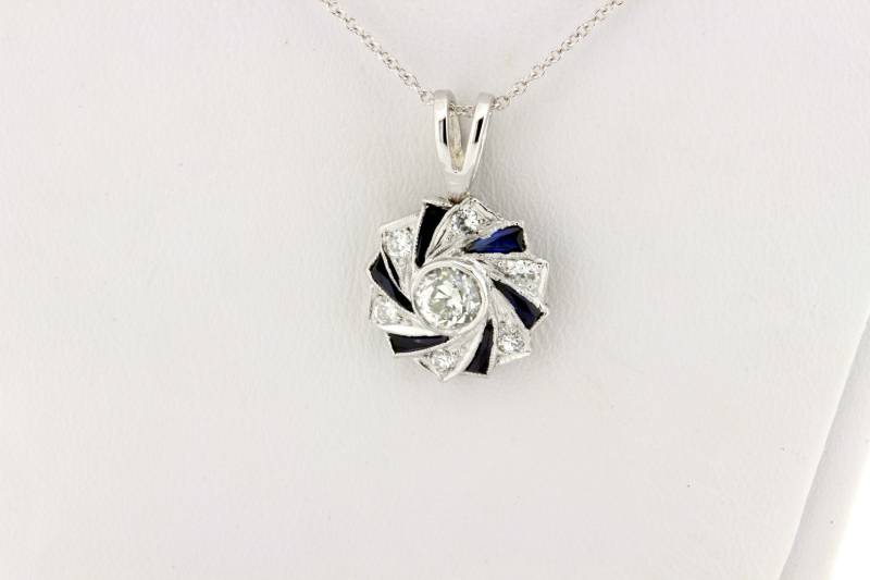 Halbes Karat Euro Schnitt Diamant Zentrum Windrad-Anhänger Mit Kette 14K White Gold von timekeepersinclayton