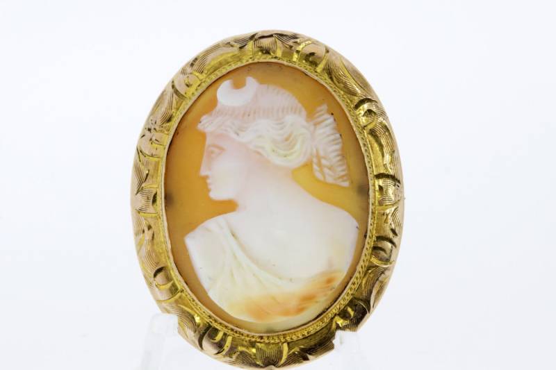 Halbmond Gekrönt Weibliche Kamee Brosche Anhänger in 10K Gold von timekeepersinclayton