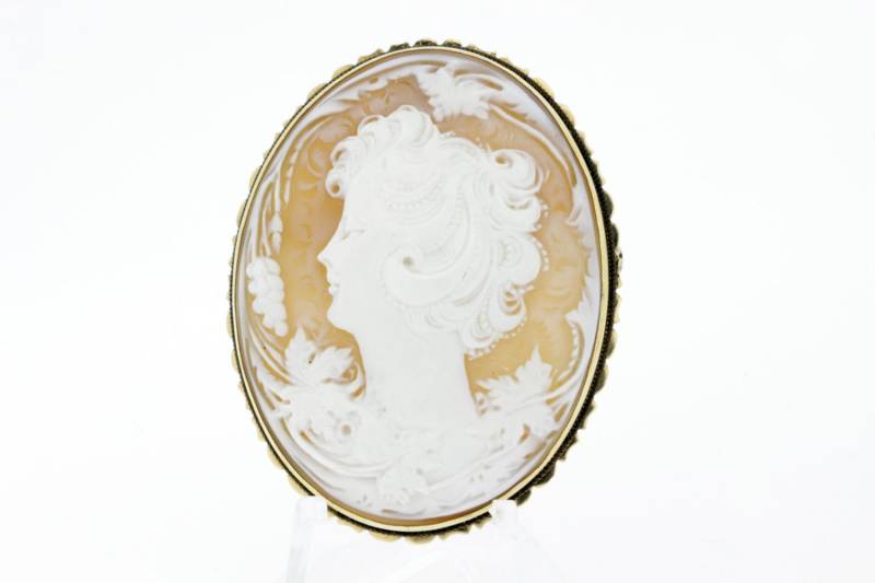 Weibliche Figur Cameo Mit Pinien Und Eichenlaub Cabrio Brosche Anhänger 14K von timekeepersinclayton