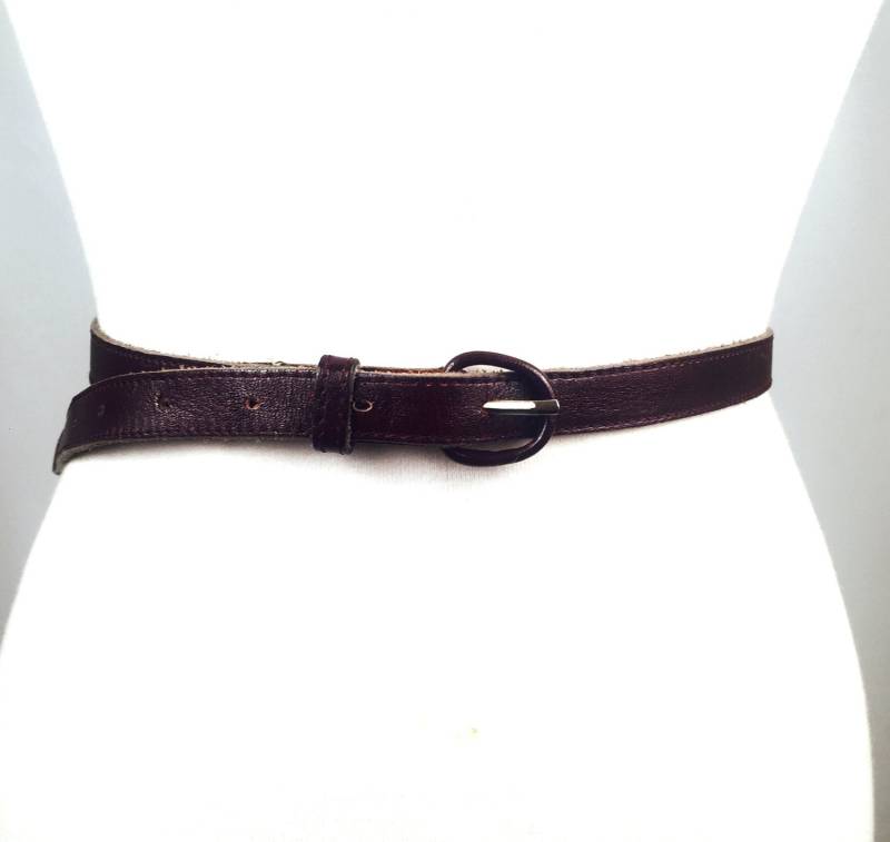 Vintage 80Er Jahre Schmaler Leder Gürtel von timelesspieces