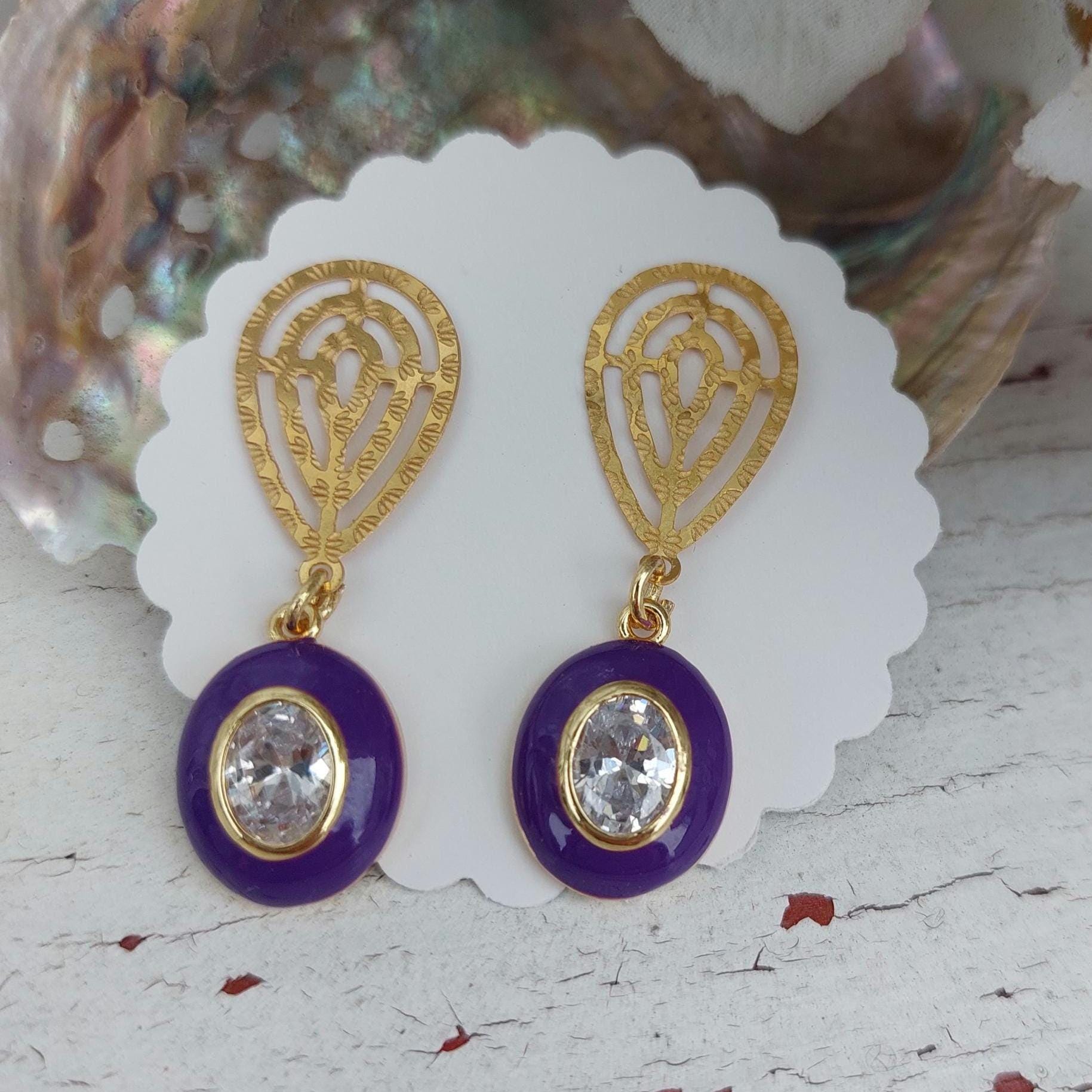 Perlenohrhänger, Glitzernde Ohrringe, Edelstahlohrstecker Gold, Statement Ohrringe Lila, Trendige Ohrringe, Trend Geschenke Frauen, Ohrringe Lila von tinasschmuckestuecke