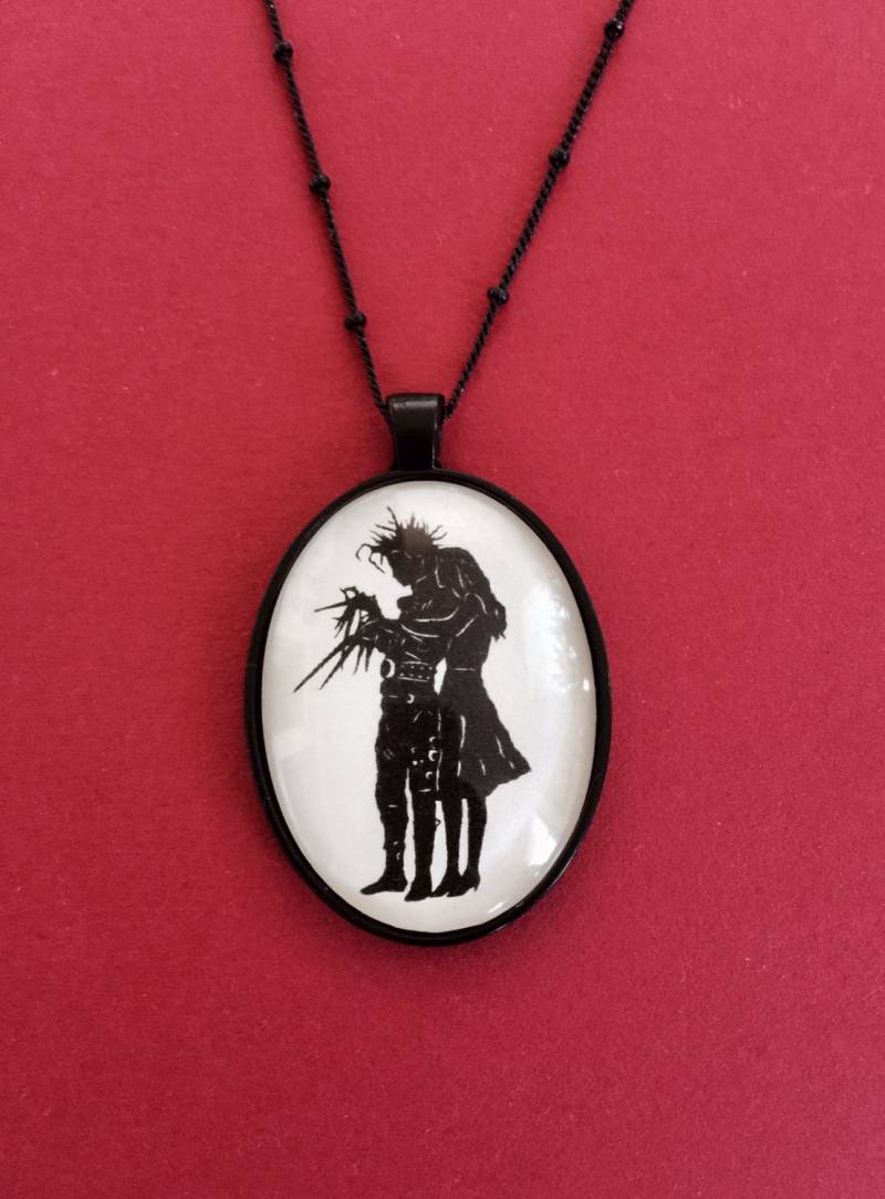 Edward Scissorhands Necklace - Anhänger An Kette Silhouette Schmuck Edward Scissorhands Necklace - Anhänger An Kette Silhouette Schmuck von tinatarnoff