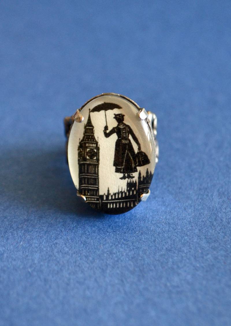 Mary Poppins Ring - Silhouette Schmuck Mary Poppins Ring - Silhouette Schmuck von tinatarnoff