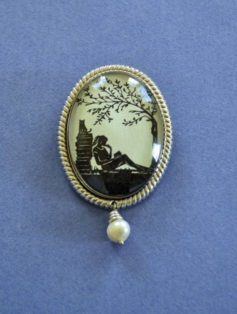 Nachmittag Lesen Im Park Brosche - Silhouette Schmuck Nachmittag Lesen Im Park Brosche - Silhouette Schmuck von tinatarnoff