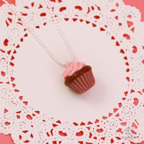 Lebensmittel Schmuck Duftende Erdbeere Schokolade Cupcake Halskette Polymer Clay Miniatur Kawaii Anhänger Geburtstagsgeschenk von tinyhands