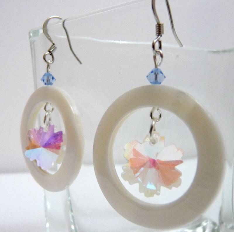 Schneeflocke Ohrringe - Versandkostenfrei von tinymishaps