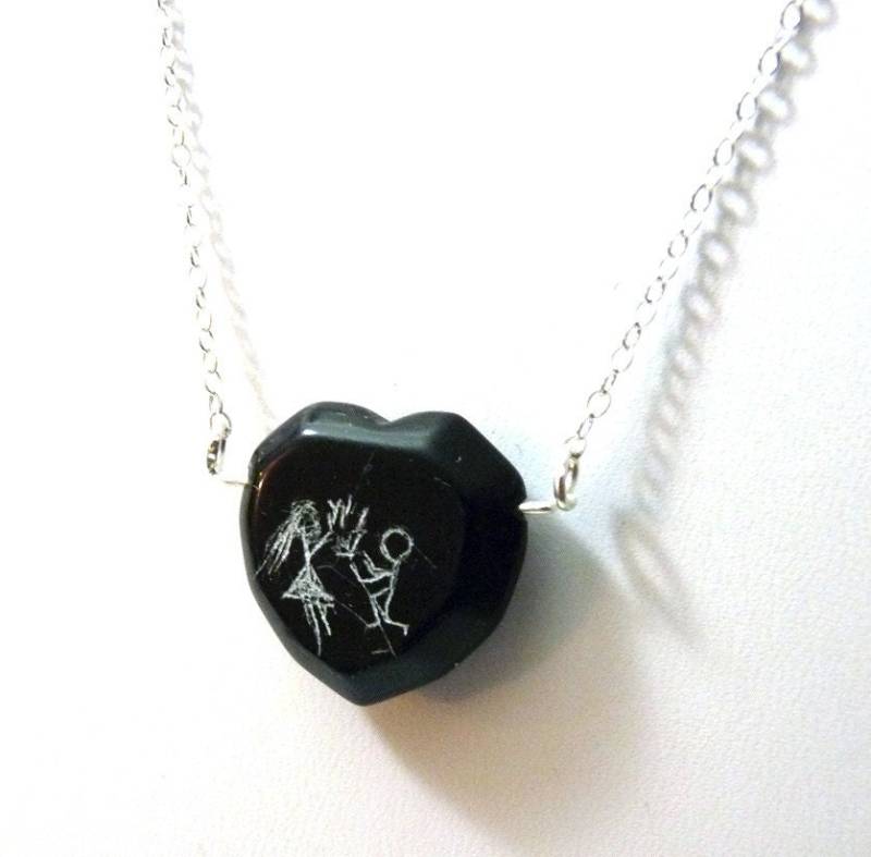 Vorschlag Anhänger - Schwarzes Herz Sterling Silber Halskette Verlobung Alternative von tinymishaps